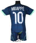 strój piłkarski mbappe