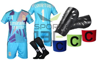 strój piłkarski dla dzieci Courtois Real Madryt komplet sportowy + dodatki