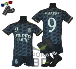 strój mbappe