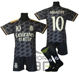 strój mbappe
