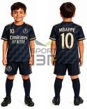 strój mbappe
