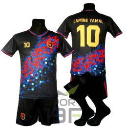 strój piłkarski Lamine Yamal