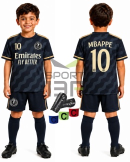 strój mbappe
